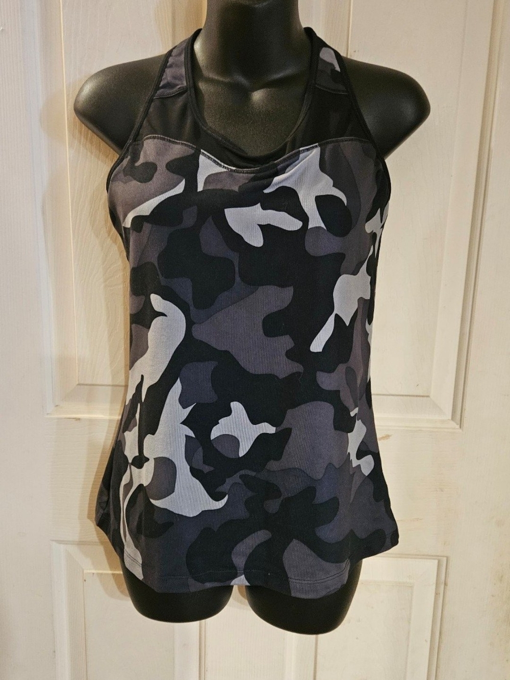 Athleta Black & Gray Camo Racerback Tank